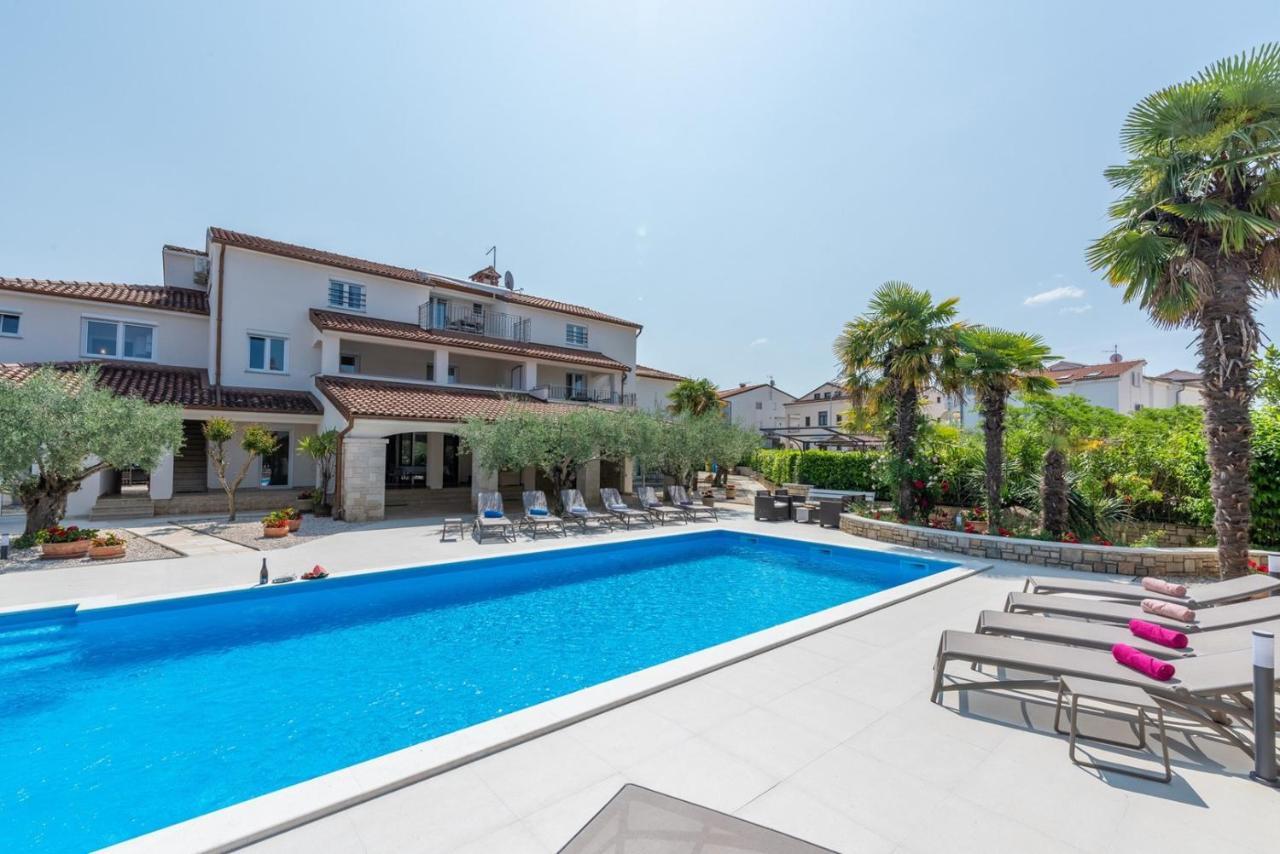 Villa Hope - Apartments With Shared Pool Porec Luaran gambar