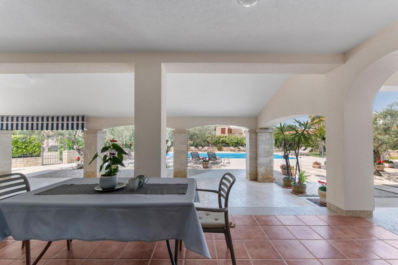 Villa Hope - Apartments With Shared Pool Porec Luaran gambar