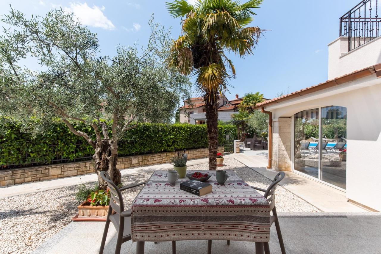 Villa Hope - Apartments With Shared Pool Porec Luaran gambar