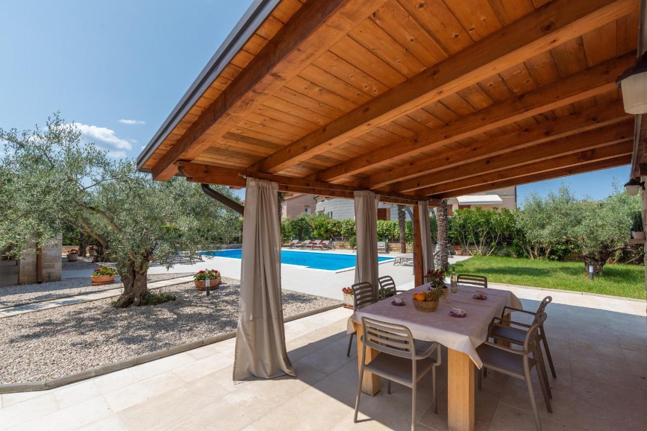 Villa Hope - Apartments With Shared Pool Porec Luaran gambar