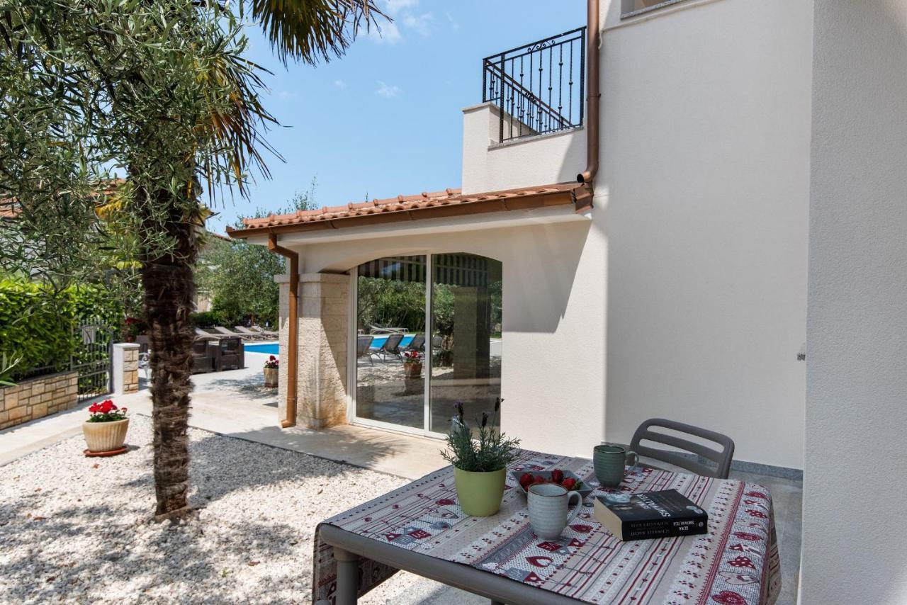 Villa Hope - Apartments With Shared Pool Porec Luaran gambar