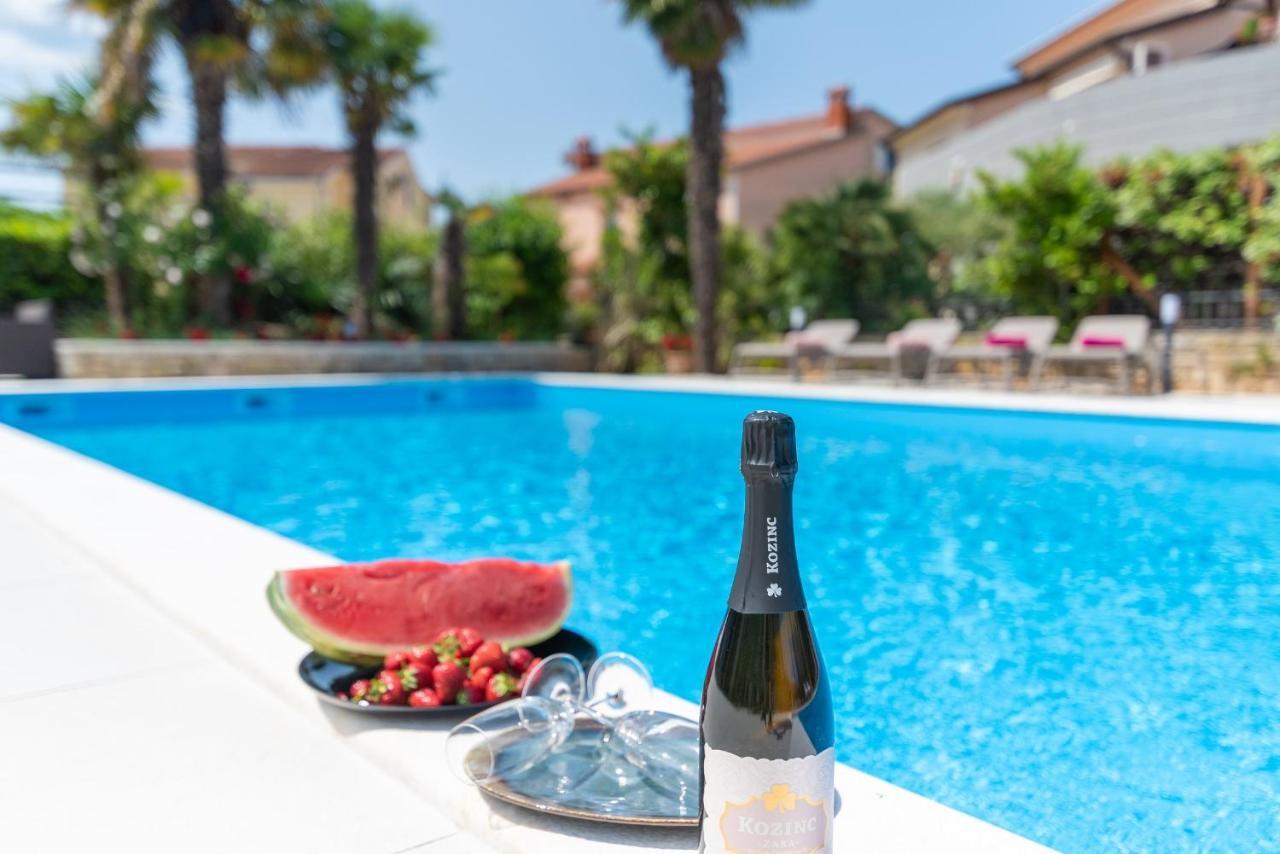 Villa Hope - Apartments With Shared Pool Porec Luaran gambar