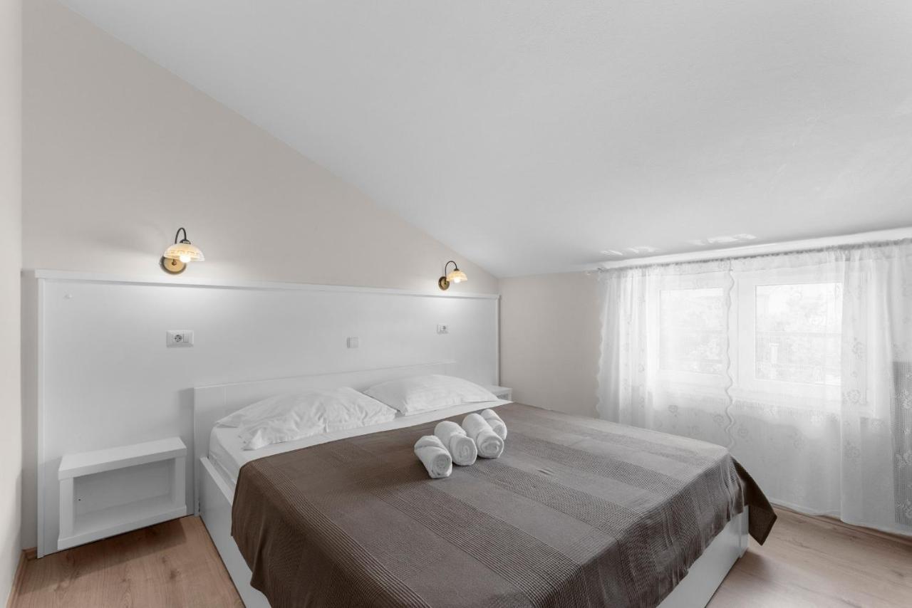 Villa Hope - Apartments With Shared Pool Porec Luaran gambar