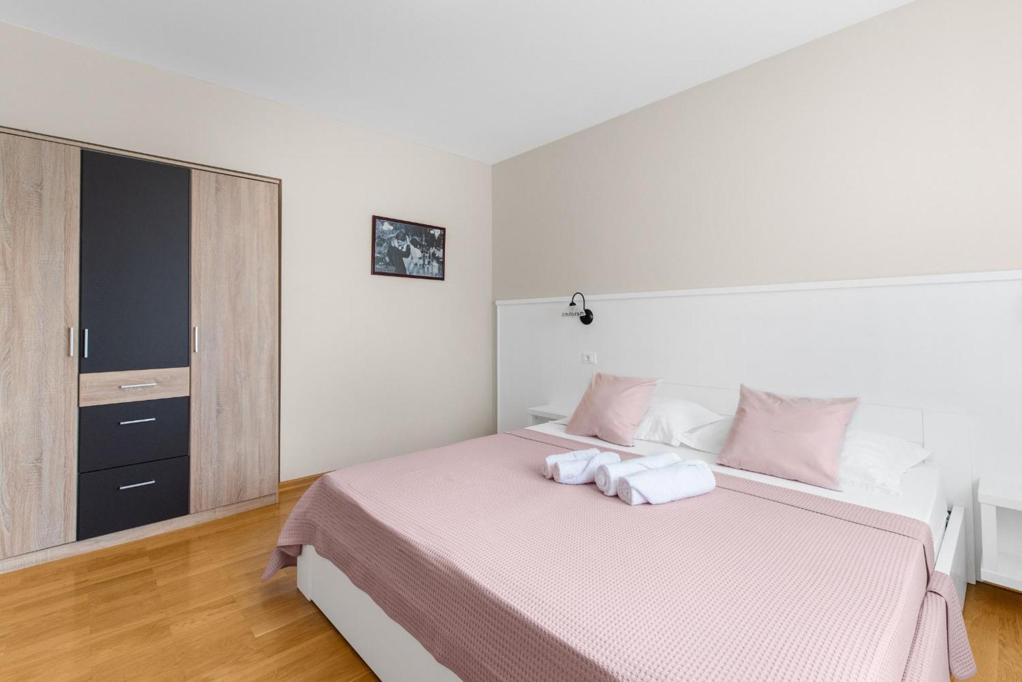 Villa Hope - Apartments With Shared Pool Porec Bilik gambar