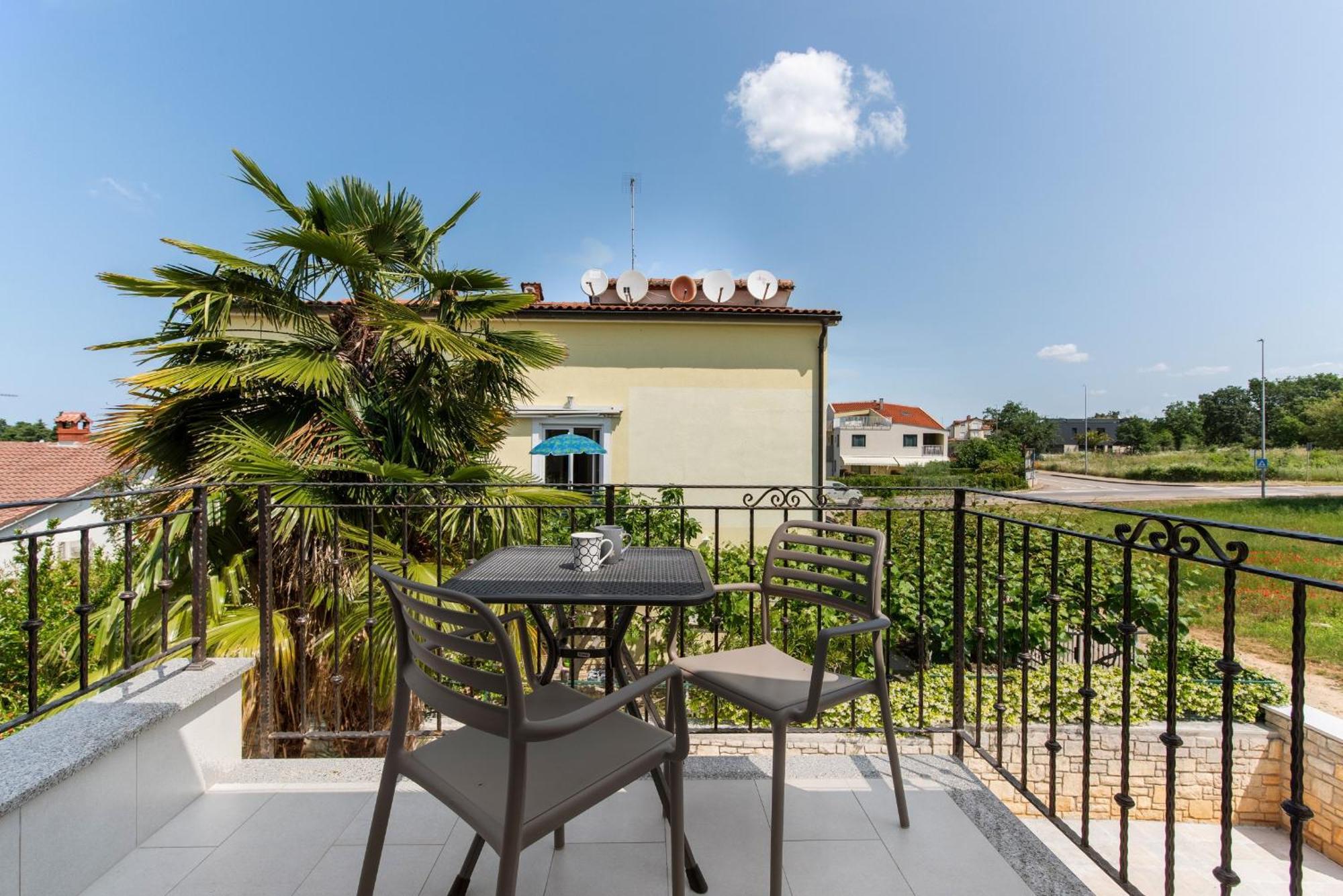 Villa Hope - Apartments With Shared Pool Porec Bilik gambar